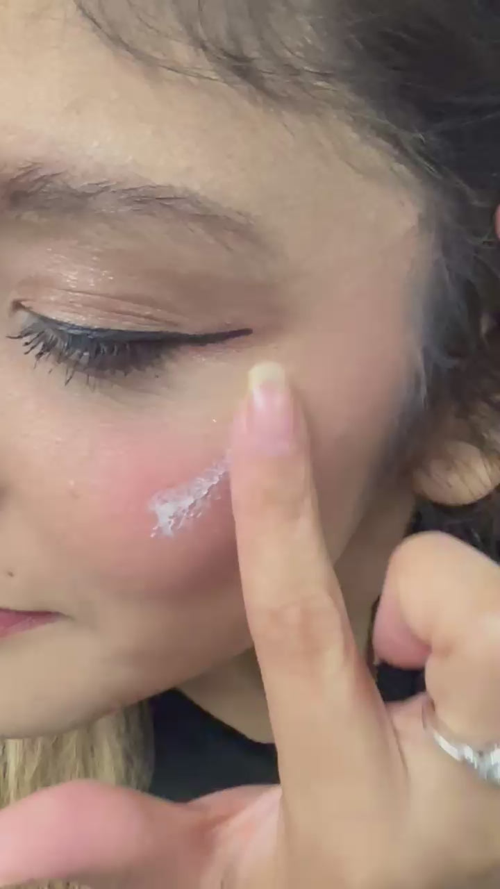 GHOSTLIGHT PEARL BALM
Translucent Luminizer